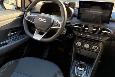 Dacia Jogger Journey 7-miejsc 1.8 Full Hybrid