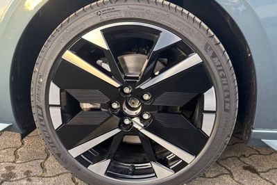 Peugeot 308 1.6 Plug-in Hybrid PHEV GT e-DCS7