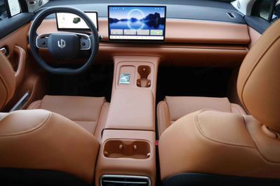 Leapmotor C10 Design 1.5 Hybrid