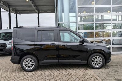 Ford Tourneo Courier Titanium A7