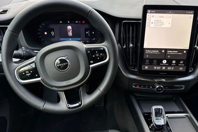 Volvo XC60 B5 B AWD Plus Black Edition