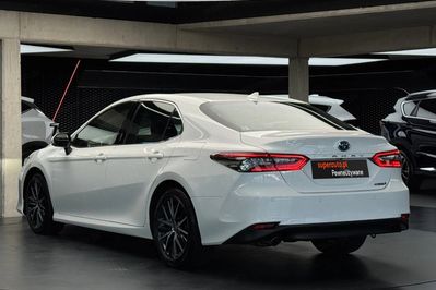 Toyota Camry 2.5 Hybrid Executive CVT