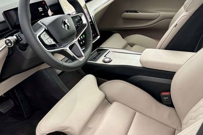 Volvo EX90 Twin Performance AWD Ultra 6 os