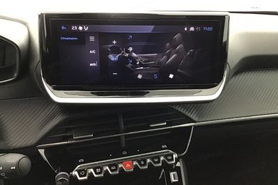 Peugeot 2008 ALLURE 1.2 PureTech