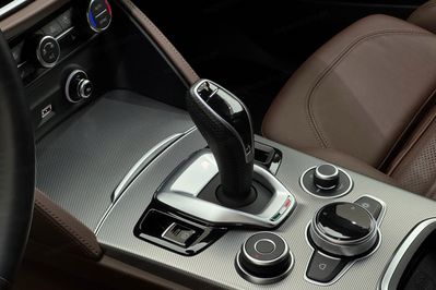 Alfa Romeo Stelvio Turbo Veloce Q4
