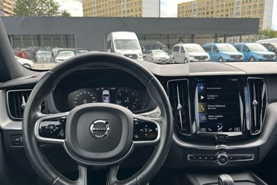 Volvo XC60 B4 D AWD R-Design