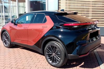 Toyota C-HR Tokyo Edition 2.0 PHEV Dynamic Force