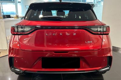 Lexus LBX Vibrant Edition 1.5 Hybrid