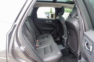 Volvo XC60 T8 Plug-In Hybrid AWD Ultra Bright