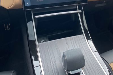 Land Rover Range Rover Velar P400e Dynamic HSE