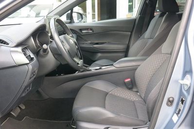 Toyota C-HR 1.8 Hybrid Style