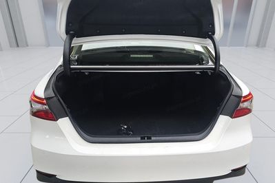 Toyota Camry Hybrid Comfort CVT