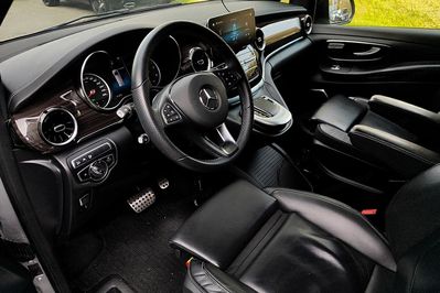 Mercedes V Klasa V300d Długi 4-Matic 9G-Tronic