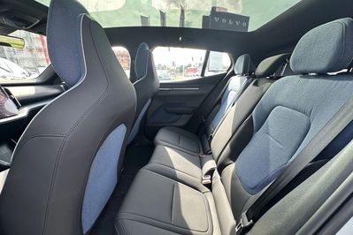 Volvo EX30 CC 69kWh Twin Motor Ultra