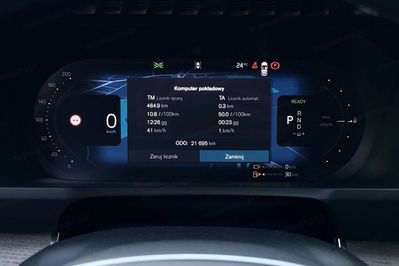 Volvo XC90 T8 AWD Plug-In Hybrid Plus Dark 7os