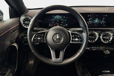 Mercedes Klasa A 200 Progressive 7G-DCT