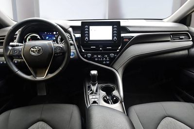 Toyota Camry 2.5 Hybrid Comfort