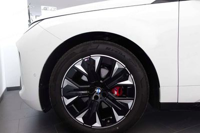 BMW iX xDrive45 M Sport