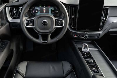 Volvo XC60 B5 AWD Ultra Black Edition