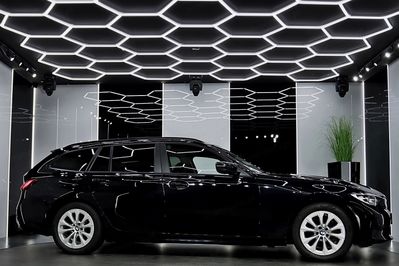 BMW Seria 3 318d Sport Line