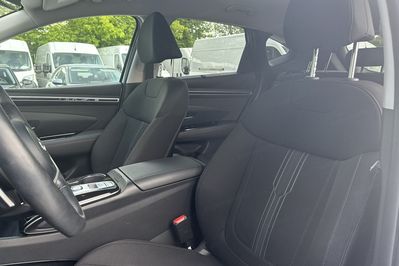 Hyundai Tucson Platinum 1.6 T-GDi HEV  4WD
