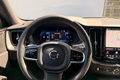 Volvo XC60 B5 B AWD Plus Black Edition aut