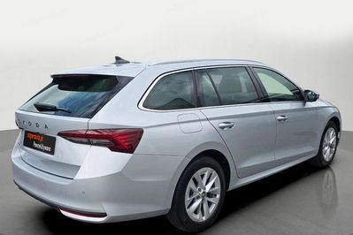Skoda Octavia 1.5 TSI mHEV Selection DSG