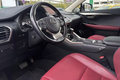 Lexus NX 300h F Impression AWD