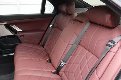 BMW Seria 7 740d xDrive M Sport