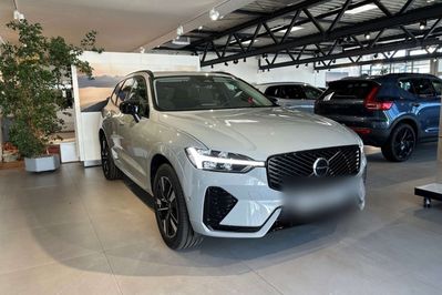 Volvo XC60 B5 AWD Plus Dark