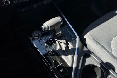 Kia Niro 1.6 Gdi Hybrid m