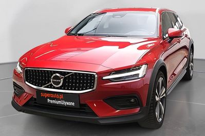 Volvo V60 CC Plus B5 B AWD