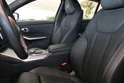 BMW Seria 3 318i M Sport