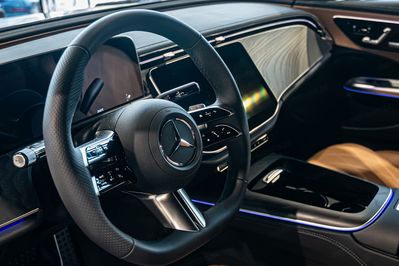 Mercedes E Klasa 200 AMG