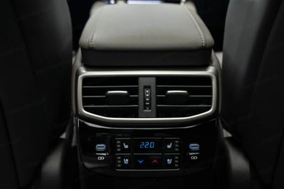 Lexus RX 350h Omotenashi