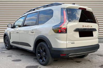 Dacia Jogger Extreme 7-miejsc 1.8 Full Hybrid