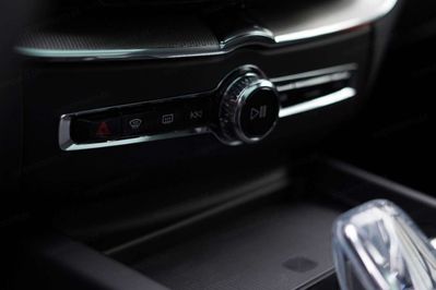 Volvo XC60 B5 AWD Plus Black Edition