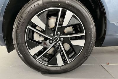 Volvo XC60 B5 AWD Plus Bright