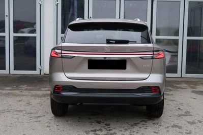 MG HS Exclusive 1.5 AT