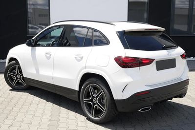 Mercedes GLA 220 4-Matic AMG Line