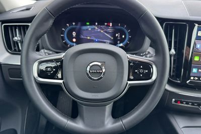 Volvo XC60 B4 D AWD Plus Dark aut
