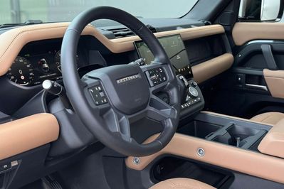 Land Rover Defender 110 3.0 D350 mHEV X-Dynamic HSE