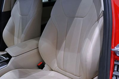 BMW Seria 3 320i Sport Line aut