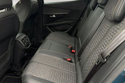 Peugeot 3008 1.6 PureTech Hybrid PHEV Road Trip S&S EAT8