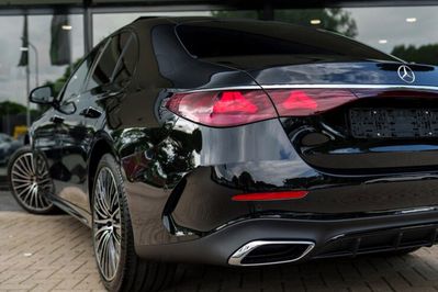 Mercedes Klasa E 220 d  4-Matic AMG