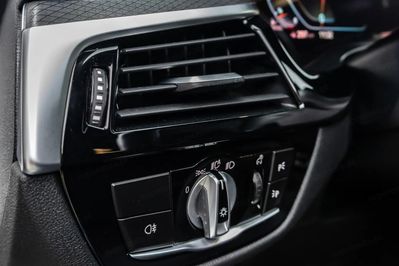 BMW Seria 5 520D Xdrive Mhev m Sport Sport