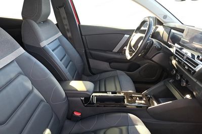 Citroen C4 X 1.2 PureTech Shine Pack S&S EAT8