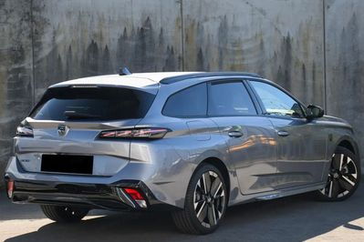 Peugeot 308 GT Exclusive S&S e-DCS6 1.2 mHEV