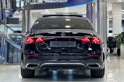 Mercedes Klasa E 220 d 4-Matic AMG