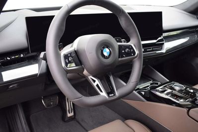 BMW Seria 5 520d xDrive M Sport